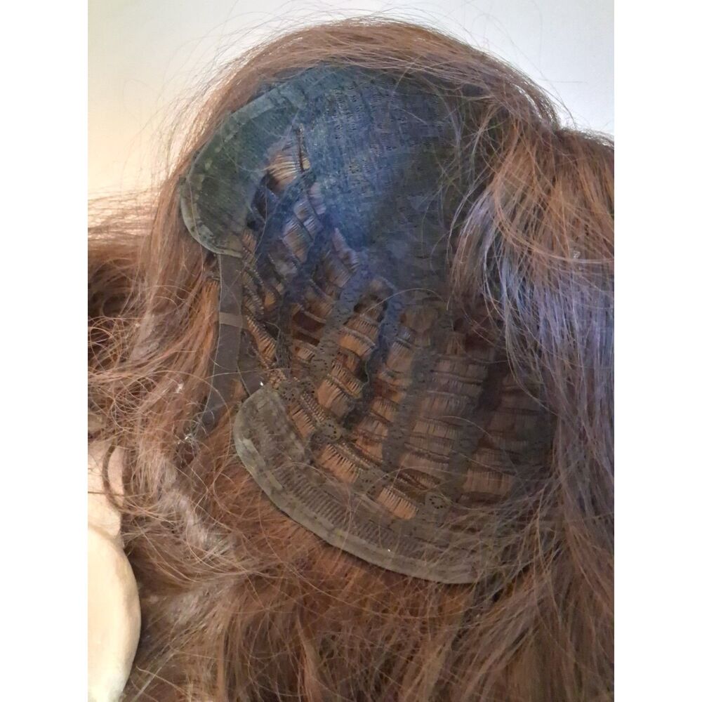 Unbranded Medium Dark Brown Wig Soft Natural Waves Layered Mid Length - Picture 9 of 9